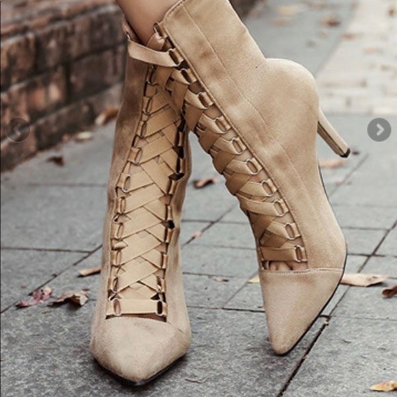 FSJ Shoes - Blush lace up boot